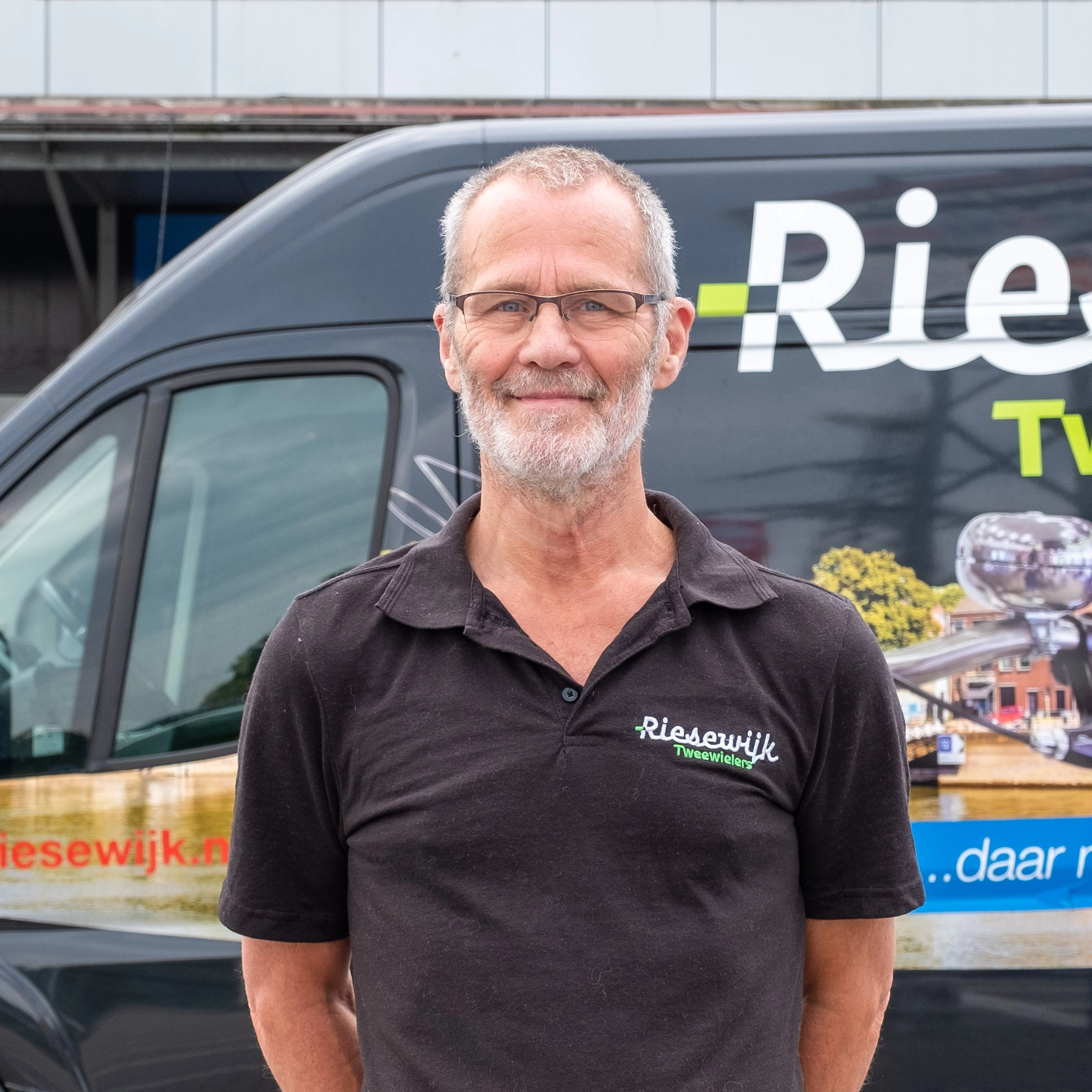 Medewerker Gerard bij Riesewijk Tweewielers Deventer