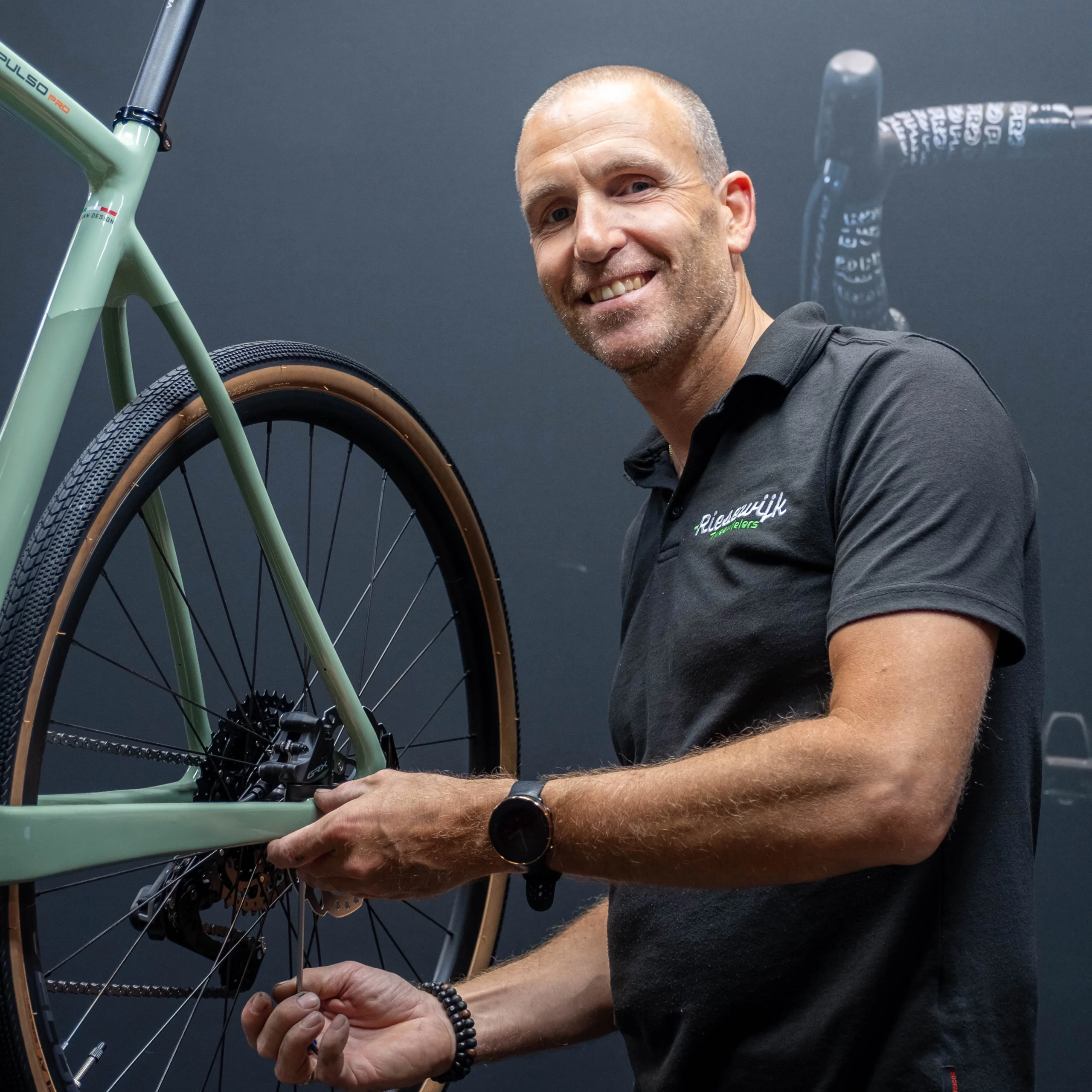 Medewerker Wouter bij Riesewijk Tweewielers Deventer