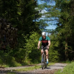Hermannsweg 11 mei gravelride georganiseerd door Riesewijk Tweewielers Deventer